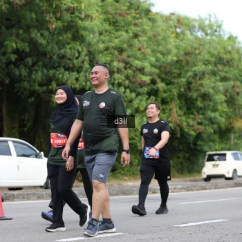 Runner Photo 4083748