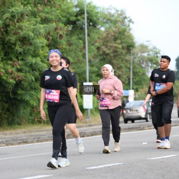 Runner Photo 4083764