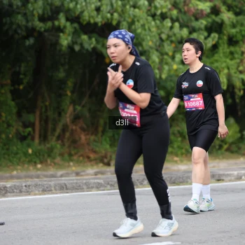 Runner Photo 4083784