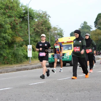 Runner Photo 4083797