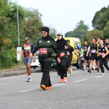 Runner Photo 4083803