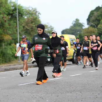 Runner Photo 4083804