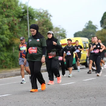 Runner Photo 4083812
