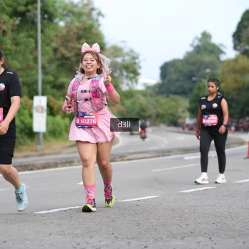 Runner Photo 4083860