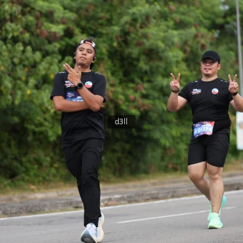 Runner Photo 4083868