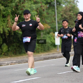 Runner Photo 4083874