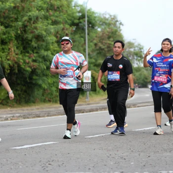Runner Photo 4083909