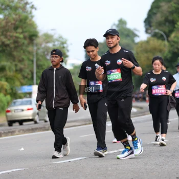 Runner Photo 4083946