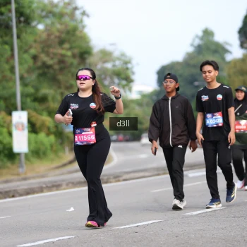 Runner Photo 4083950