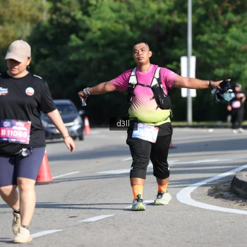 Runner Photo 4084060