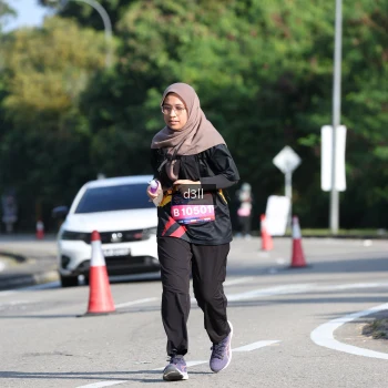 Runner Photo 4084160