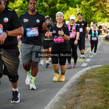 Runner Photo 4084176