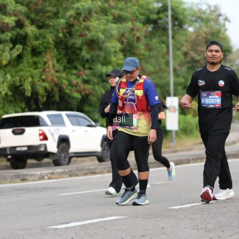Runner Photo 4084317