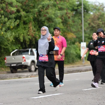 Runner Photo 4084331