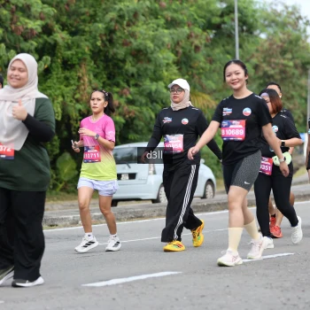 Runner Photo 4084342