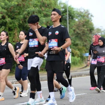 Runner Photo 4084355