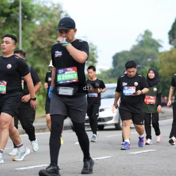 Runner Photo 4084385