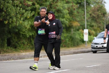 Runner Photo 4084413