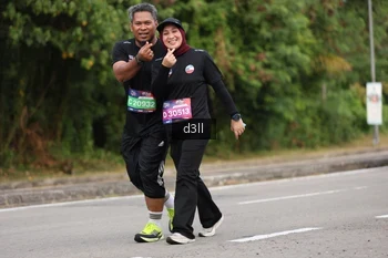 Runner Photo 4084416