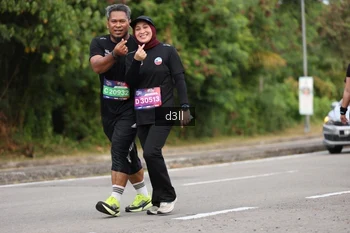 Runner Photo 4084417