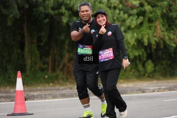 Runner Photo 4084418