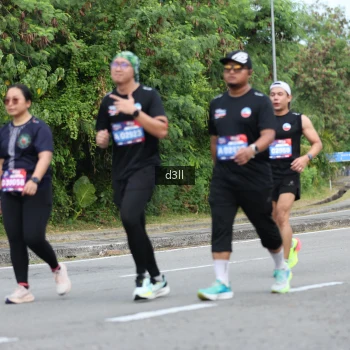 Runner Photo 4084496