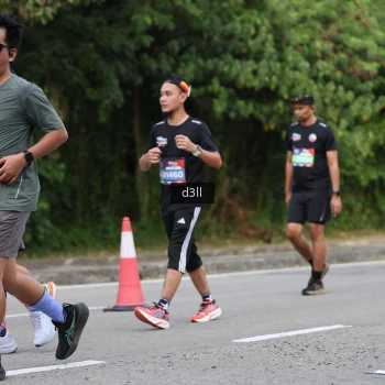 Runner Photo 4084501