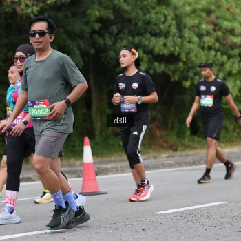 Runner Photo 4084506