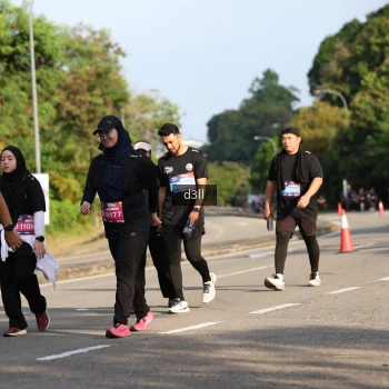 Runner Photo 4084575