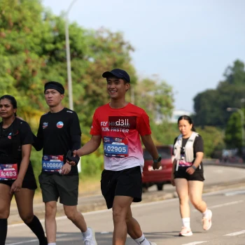 Runner Photo 4084616