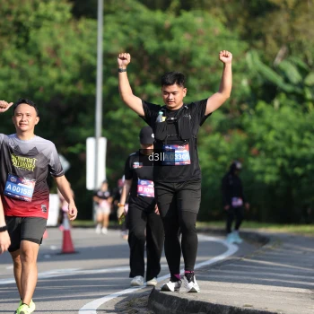 Runner Photo 4084681