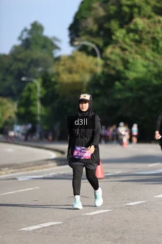 Runner Photo 4084724