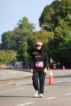 Runner Photo 4085047