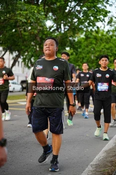 Runner Photo 4085358