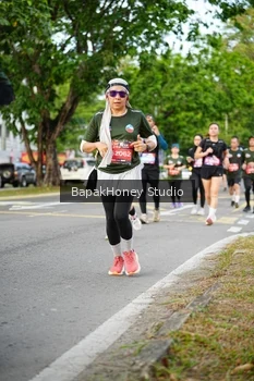 Runner Photo 4085384