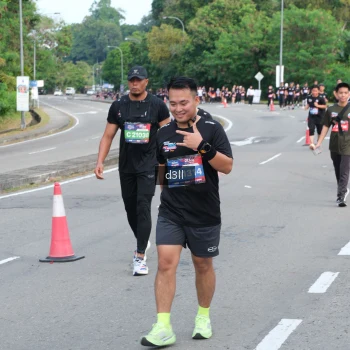 Runner Photo 4085416