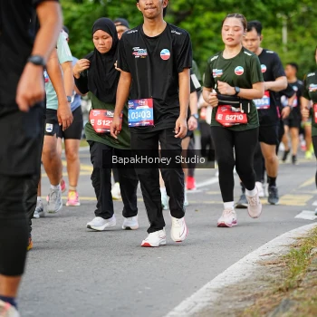 Runner Photo 4085425