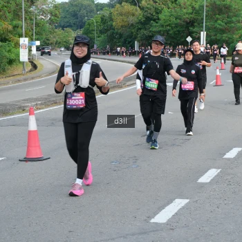 Runner Photo 4085429