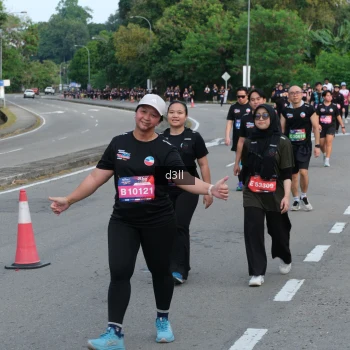 Runner Photo 4085475