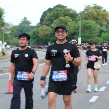 Runner Photo 4085509