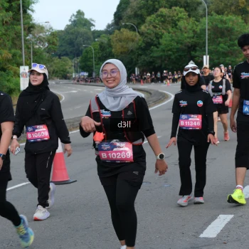 Runner Photo 4085554