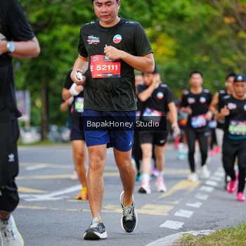 Runner Photo 4085604