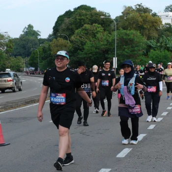 Runner Photo 4085607