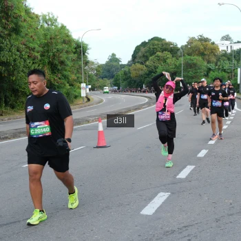 Runner Photo 4085610