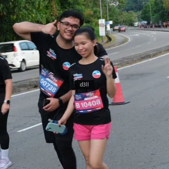 Runner Photo 4085615