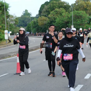 Runner Photo 4085616