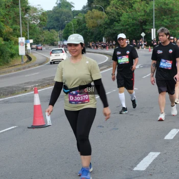 Runner Photo 4085619