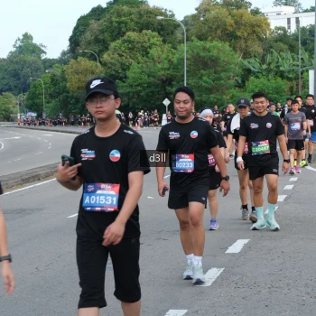 Runner Photo 4085624