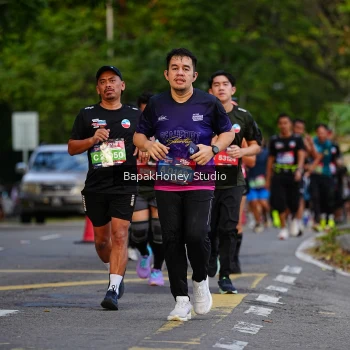 Runner Photo 4085659