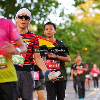 Runner Photo 4085688